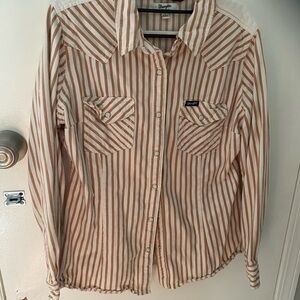 Retro Wrangler button up w/snaps